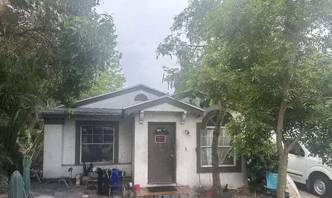 814 8th St, West Palm Beach, FL 33401