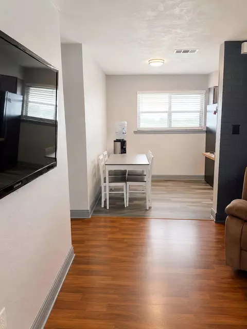 Dining - 1806 John Rd, Clewiston, FL 33440 photo 1 of 1