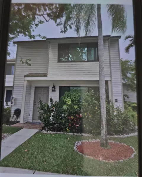9752 NW 37th St #7G, Sunrise, FL 33351