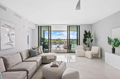 435 Bayshore Dr #302, Fort Lauderdale, FL 33304