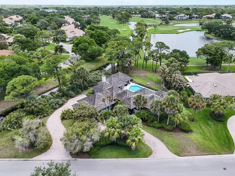 6980 SE Winged Foot Dr, Stuart, FL 34997