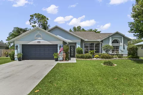 118 Royal Pine Cir N, Royal Palm Beach, FL 33411