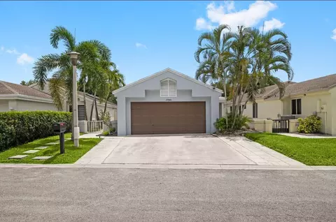 3760 NW 20th St, Coconut Creek, FL 33066