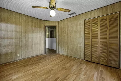 Bedroom - 536 SE 16th Ave, Okeechobee, FL 34974 photo 2 of 4
