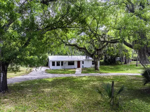 Exterior - 536 SE 16th Ave, Okeechobee, FL 34974 photo 2 of 8