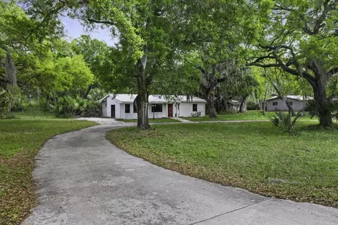 Exterior - 536 SE 16th Ave, Okeechobee, FL 34974 photo 3 of 8