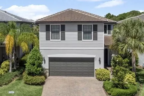 640 SE Monet Dr, Port Saint Lucie, FL 34984