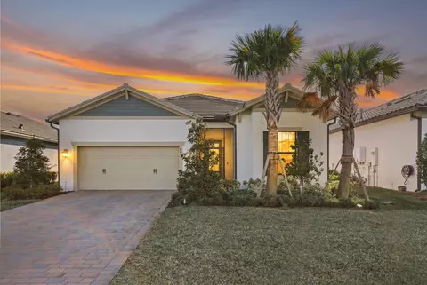 786 SE Courances Dr, Port Saint Lucie, FL 34984