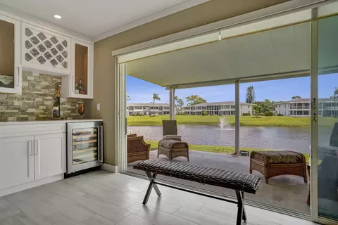 2820 SW 13th St #101, Delray Beach, FL 33445