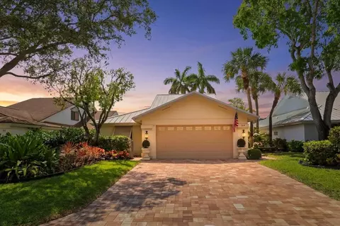 Exterior - 154 Sandbar Dr, Jupiter, FL 33477 photo 11 of 21