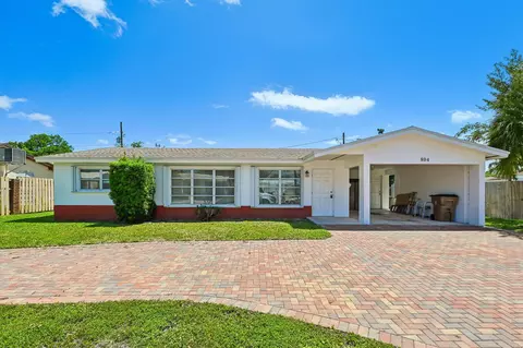 804 SE 16th Ct, Deerfield Beach, FL 33441