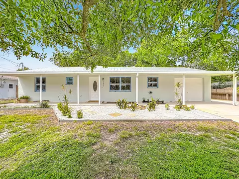 5807 Balsam Dr, Fort Pierce, FL 34982