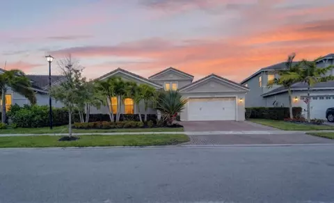 15804 Goldfinch Cir, The Acreage, FL 33470