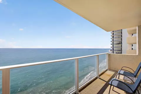 5440 N Ocean Dr #1006, Riviera Beach, FL 33404