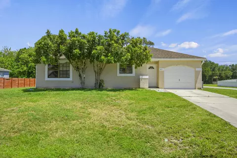 601 SW Ester Ave, Port Saint Lucie, FL 34983
