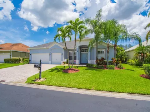 605 Tangelo Cir SW, Vero Beach, FL 32968