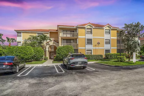 5701 Riverside Dr #102B6, Coral Springs, FL 33067