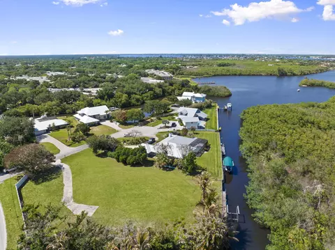 1515 SW Pendarvis Ct, Palm City, FL 34990