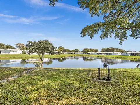 8949 NW 9th Pl, Plantation, FL 33324