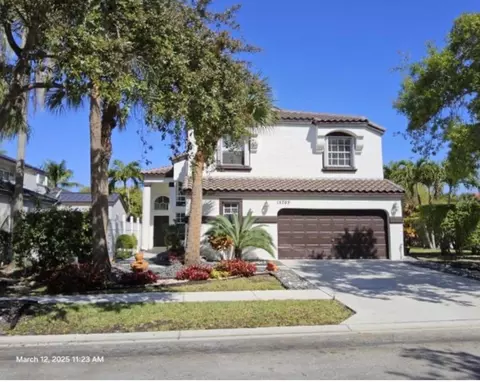 15705 NW 10th St, Pembroke Pines, FL 33028