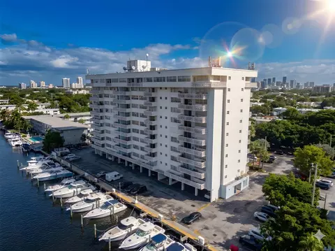13155 Ixora Ct #804, North Miami, FL 33181