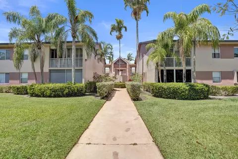 7243 S Devon Dr, Tamarac, FL 33321