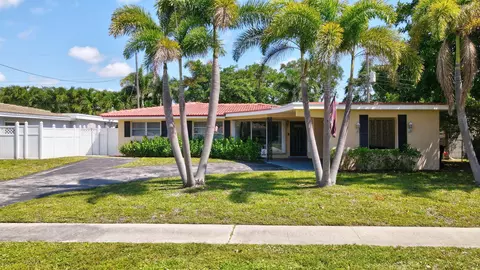 2169 NE 62nd Ct, Fort Lauderdale, FL 33308