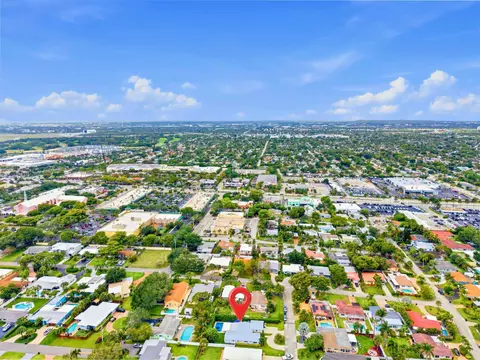 View/Area - 2020 NE 26th St, Lighthouse Point, FL 33064 photo 4 of 5