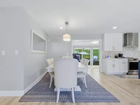Dining - 2020 NE 26th St, Lighthouse Point, FL 33064 photo 3 of 3
