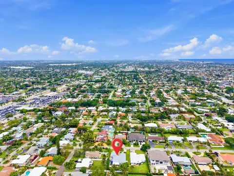 View/Area - 2020 NE 26th St, Lighthouse Point, FL 33064 photo 3 of 5