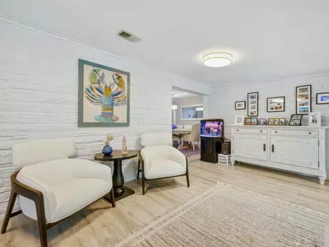Living - 2020 NE 26th St, Lighthouse Point, FL 33064 photo 5 of 5