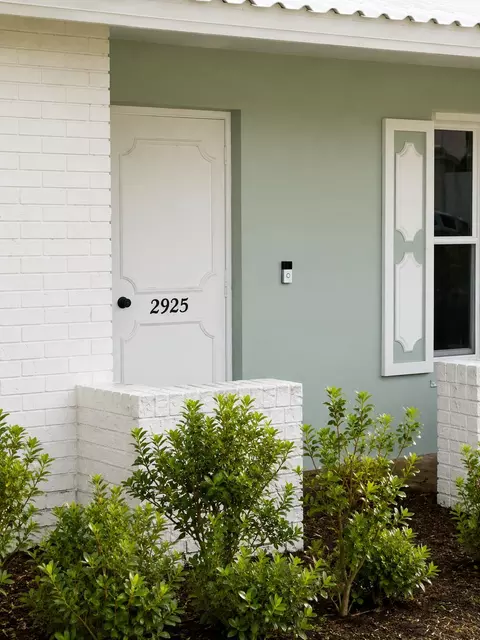 2925 NW 115th Ter, Coral Springs, FL 33065