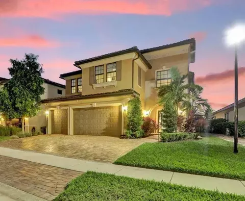 8665 E Baypoint Cir, Parkland, FL 33076