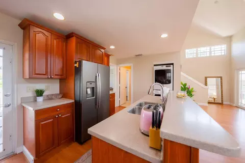 Kitchen - 4334 Us-441, Okeechobee, FL 34974 photo 2 of 3
