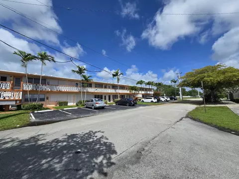 1000 SW 10th Ave SW #19P, Hallandale Beach, FL 33009