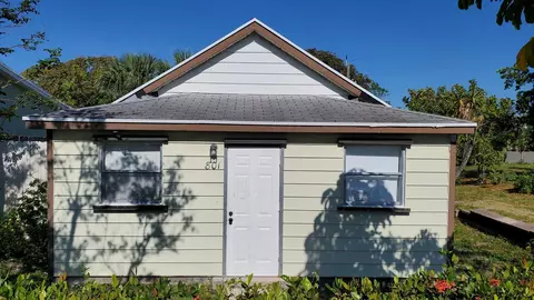 801 S C St, Lake Worth Beach, FL 33460