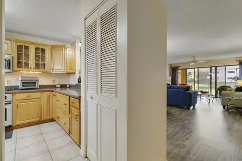 Entry Way - 3061 SE Aster Ln #302, Stuart, FL 34994 photo 1 of 1