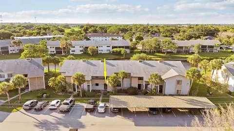 View/Area - 3061 SE Aster Ln #302, Stuart, FL 34994 photo 5 of 8