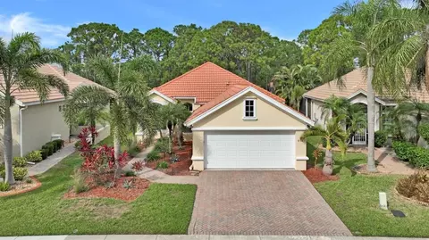 896 SW Munjack Cir, Port Saint Lucie, FL 34986