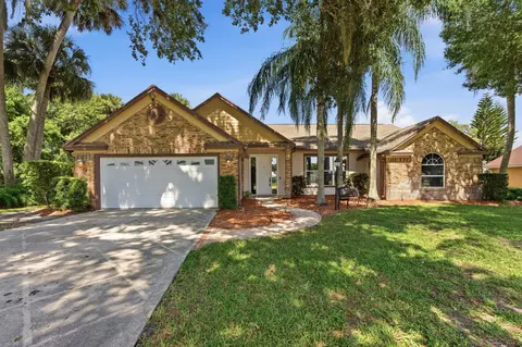 Exterior - 1960 SE 9th Ave, Okeechobee, FL 34974 photo 8 of 11