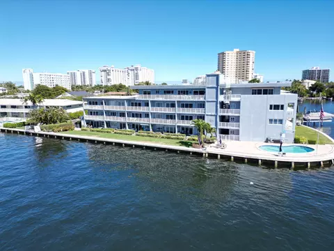 1201 S Riverside Dr #208, Pompano Beach, FL 33062