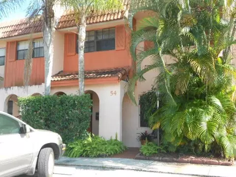 54 N Matador Ln, Davie, FL 33324