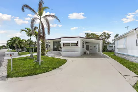8630 SW 21st Ct, Davie, FL 33324