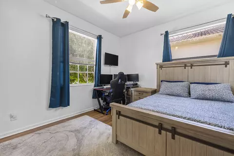 Bedroom - 5040 SE Graham Dr, Stuart, FL 34997 photo 6 of 9