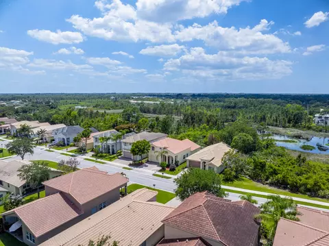 View/Area - 5040 SE Graham Dr, Stuart, FL 34997 photo 5 of 10