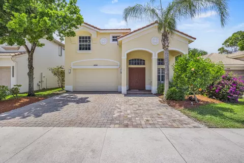 5040 SE Graham Dr, Stuart, FL 34997