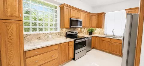 6936 SW 39th St #201D, Davie, FL 33314
