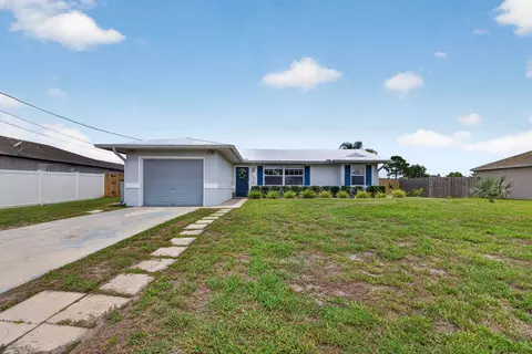 1031 SW Idol Ave, Port Saint Lucie, FL 34953