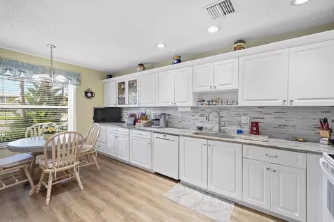 1840 NW 13th St #102, Delray Beach, FL 33445