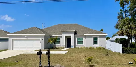 5154 NW North Macedo Blvd, Port Saint Lucie, FL 34983